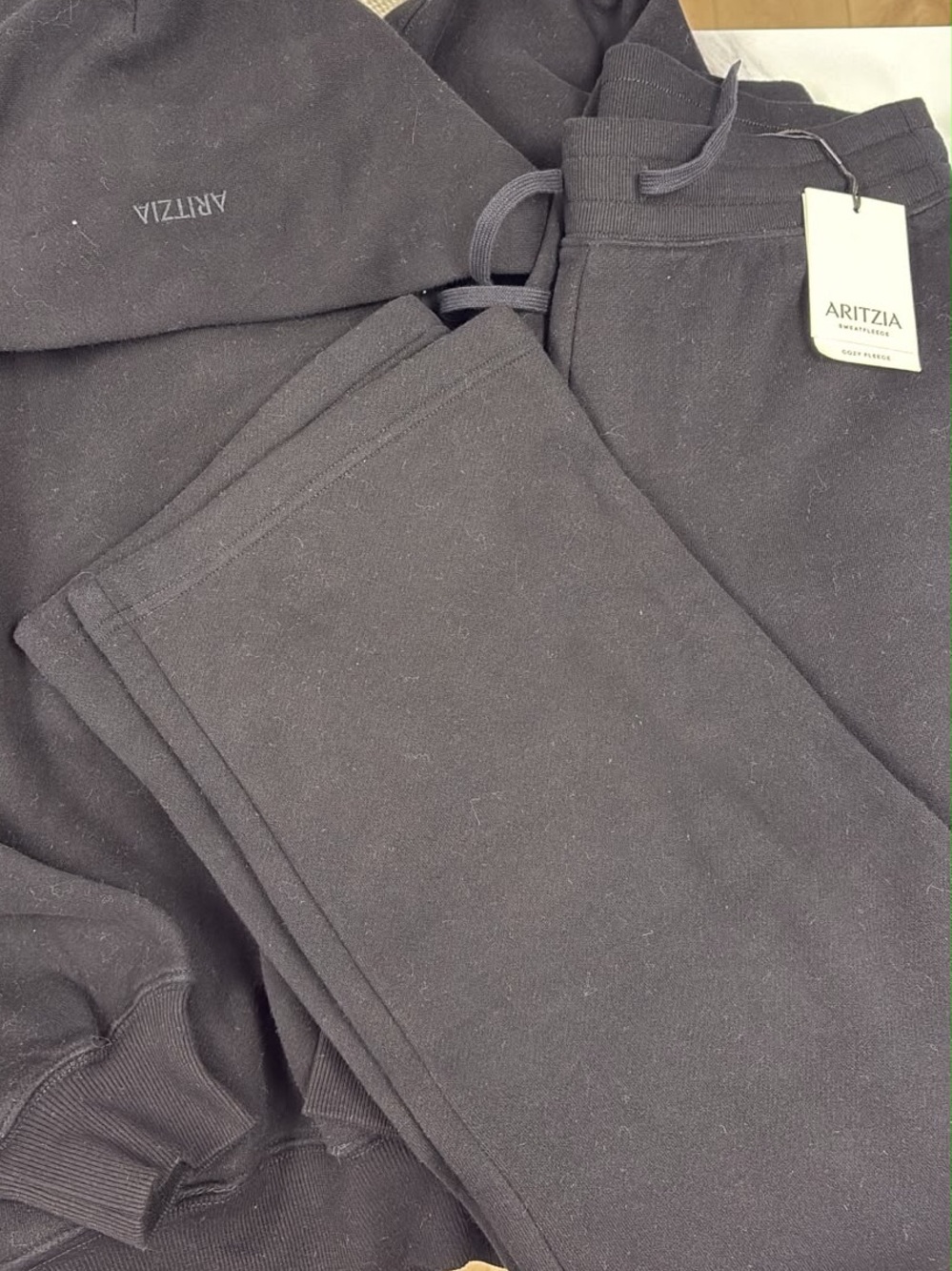NWT aritzia sweatfleece set